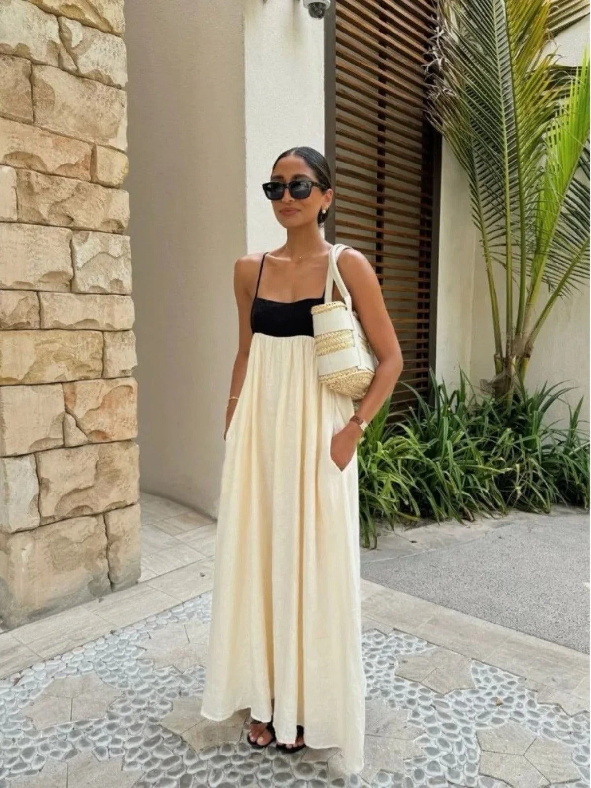 Contrast Empire Waist Strappy Maxi Dress