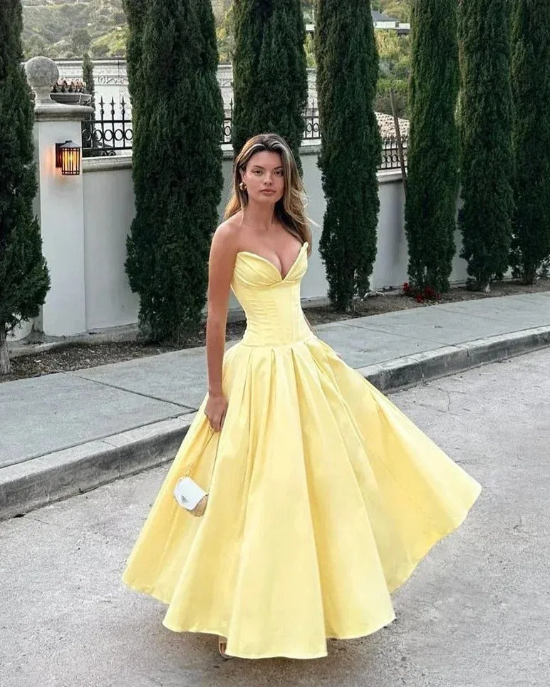 Elegance Strapless Sweetheart A-Line Prom Dress