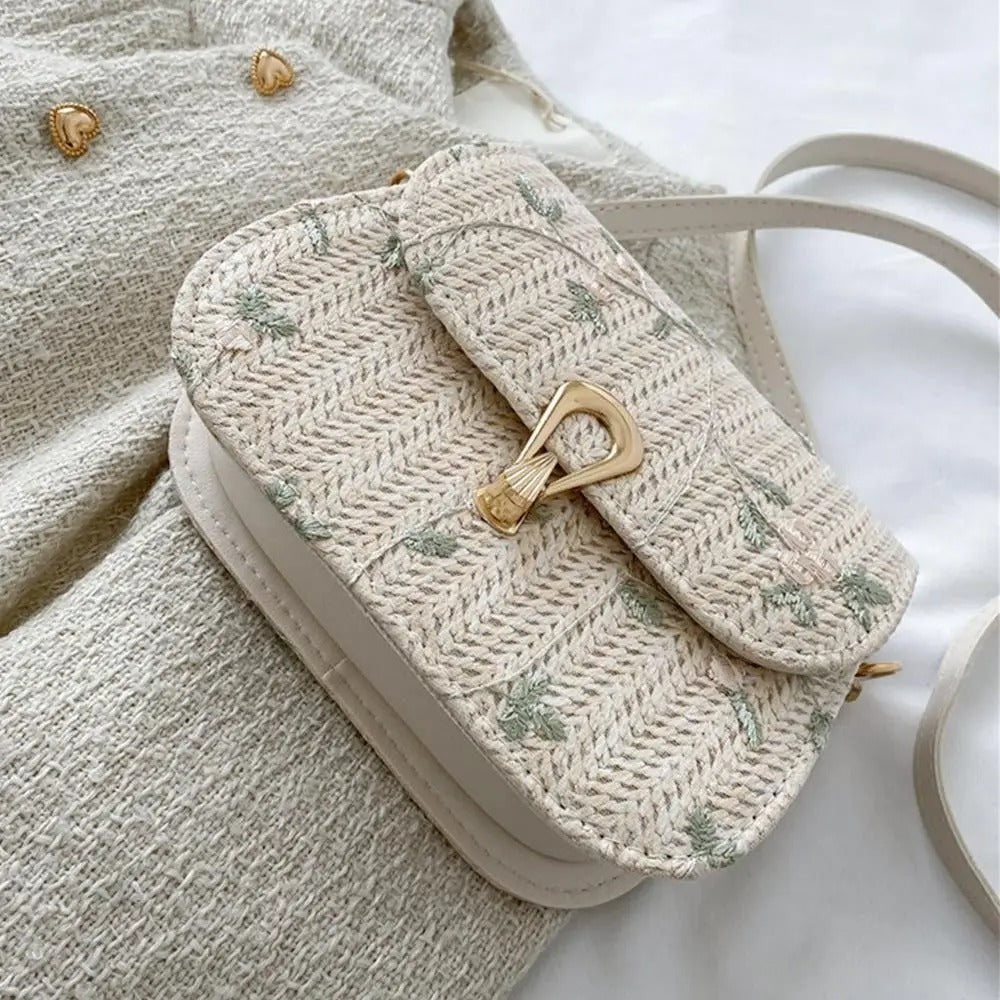 Daisy Floral Embroidered Straw Crossbody Bag